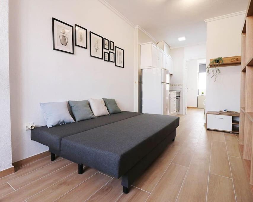 Brand New Apartment. 400 Meters Best Beach Torrevieja Bagian luar foto