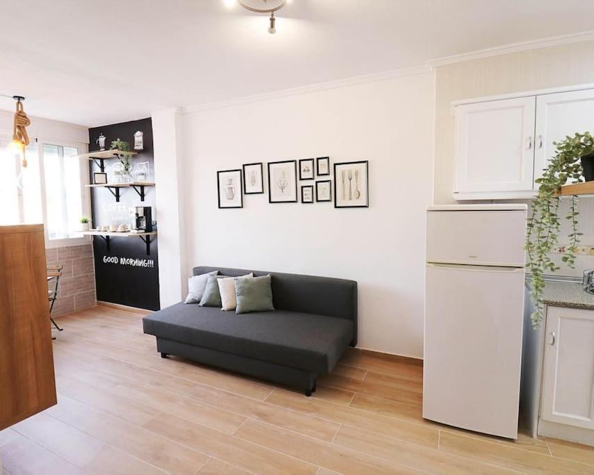 Brand New Apartment. 400 Meters Best Beach Torrevieja Bagian luar foto