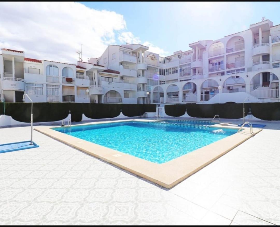 Brand New Apartment. 400 Meters Best Beach Torrevieja Bagian luar foto